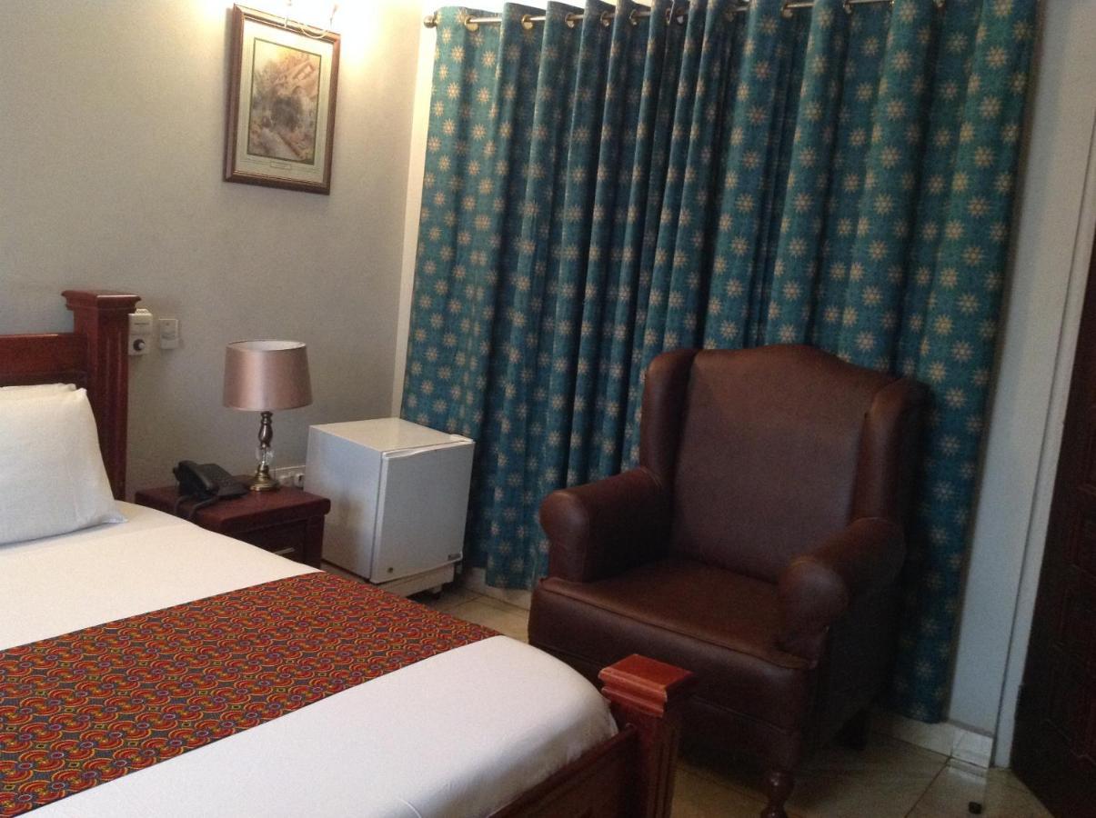 Benconi Lodge Accra Eksteriør billede