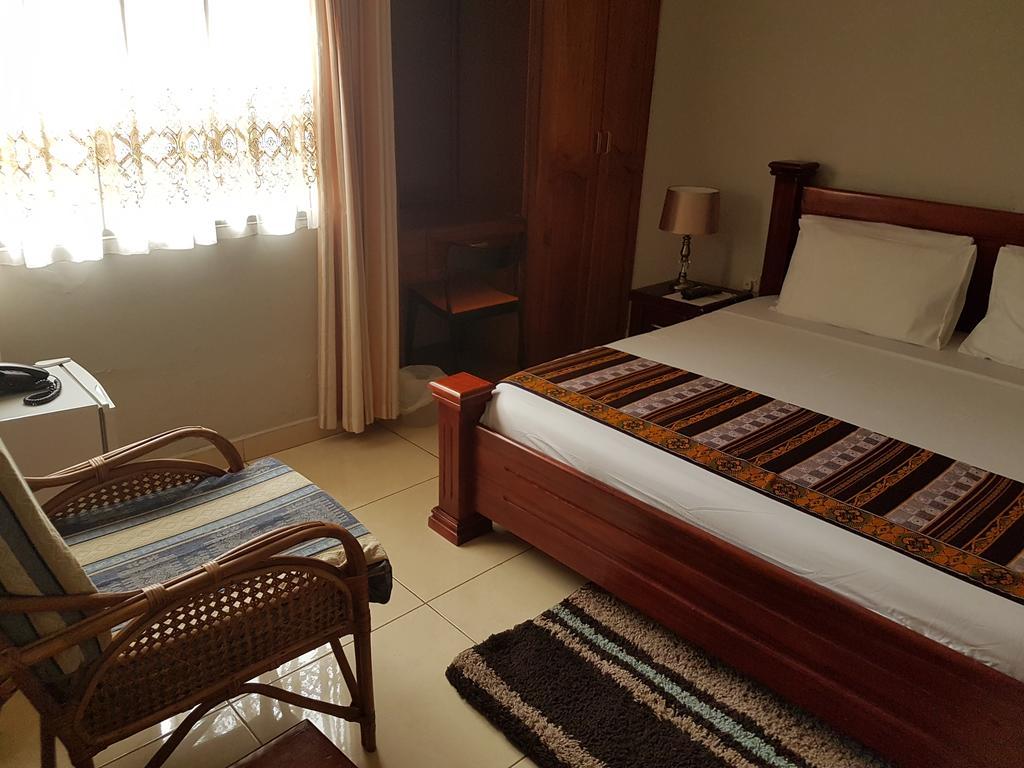 Benconi Lodge Accra Eksteriør billede