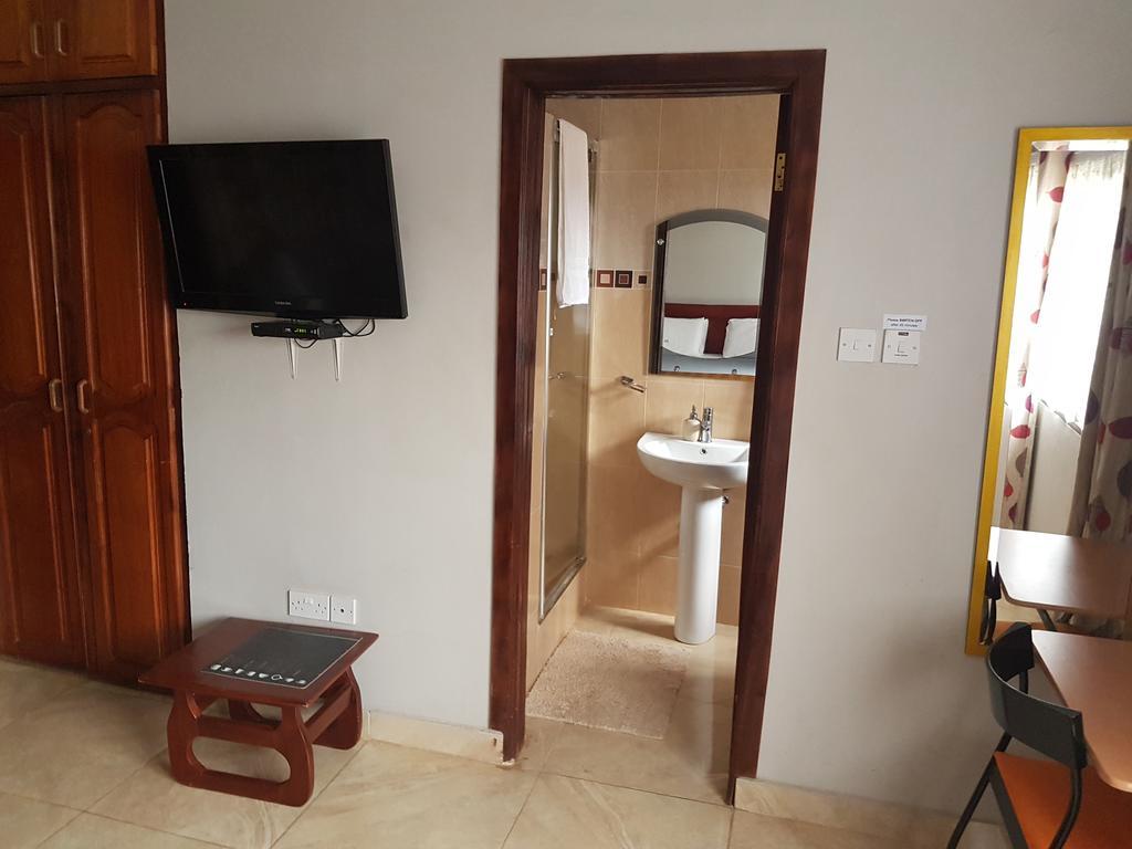 Benconi Lodge Accra Eksteriør billede