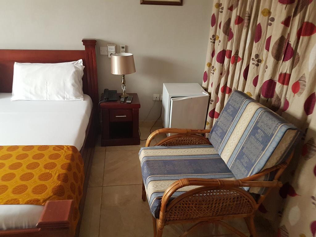Benconi Lodge Accra Eksteriør billede
